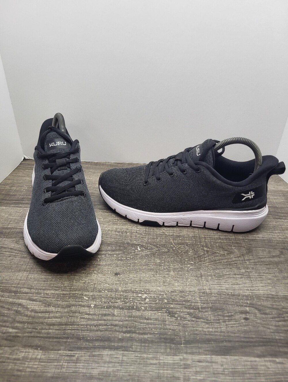 Kuru Flex Via Shoes Running Black White Lace Up Sneakers Women's Size 7.5